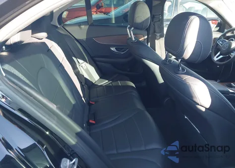 2020 Mercedes-Benz C 300 z USA, uszkodzony, nr VIN WDDWF8DB9LR526331